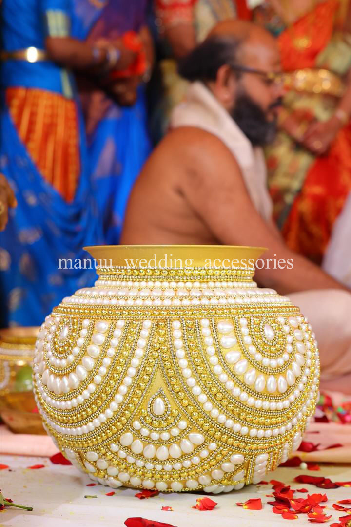 Ungarala Bindey - Full Design -Gold and White Pearl Design