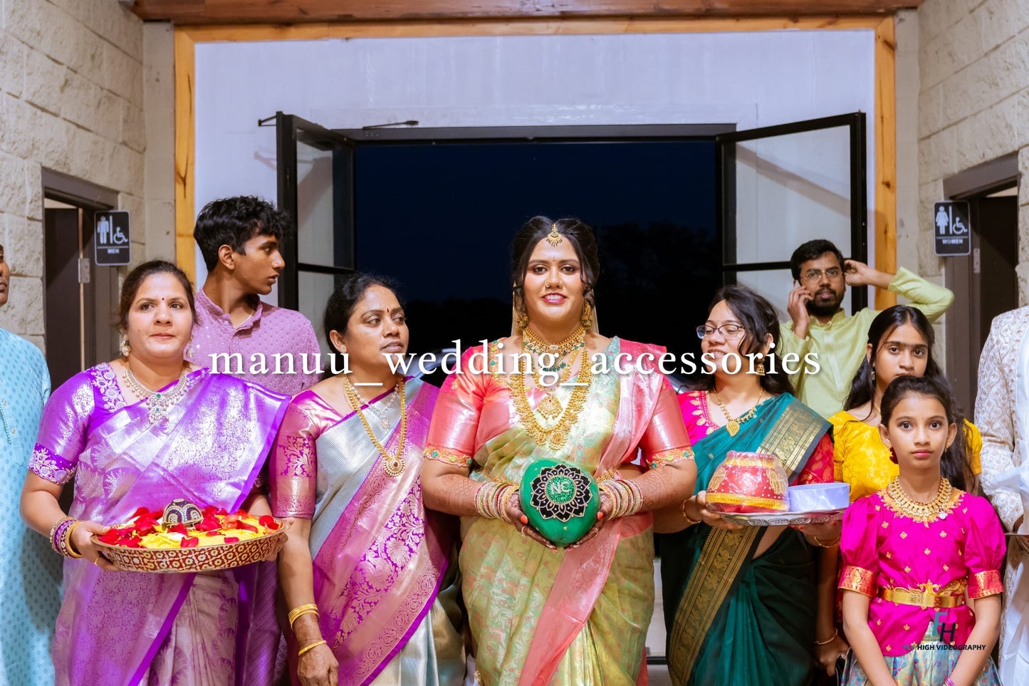 Fresh Kobbari Bondam - Flower design with names